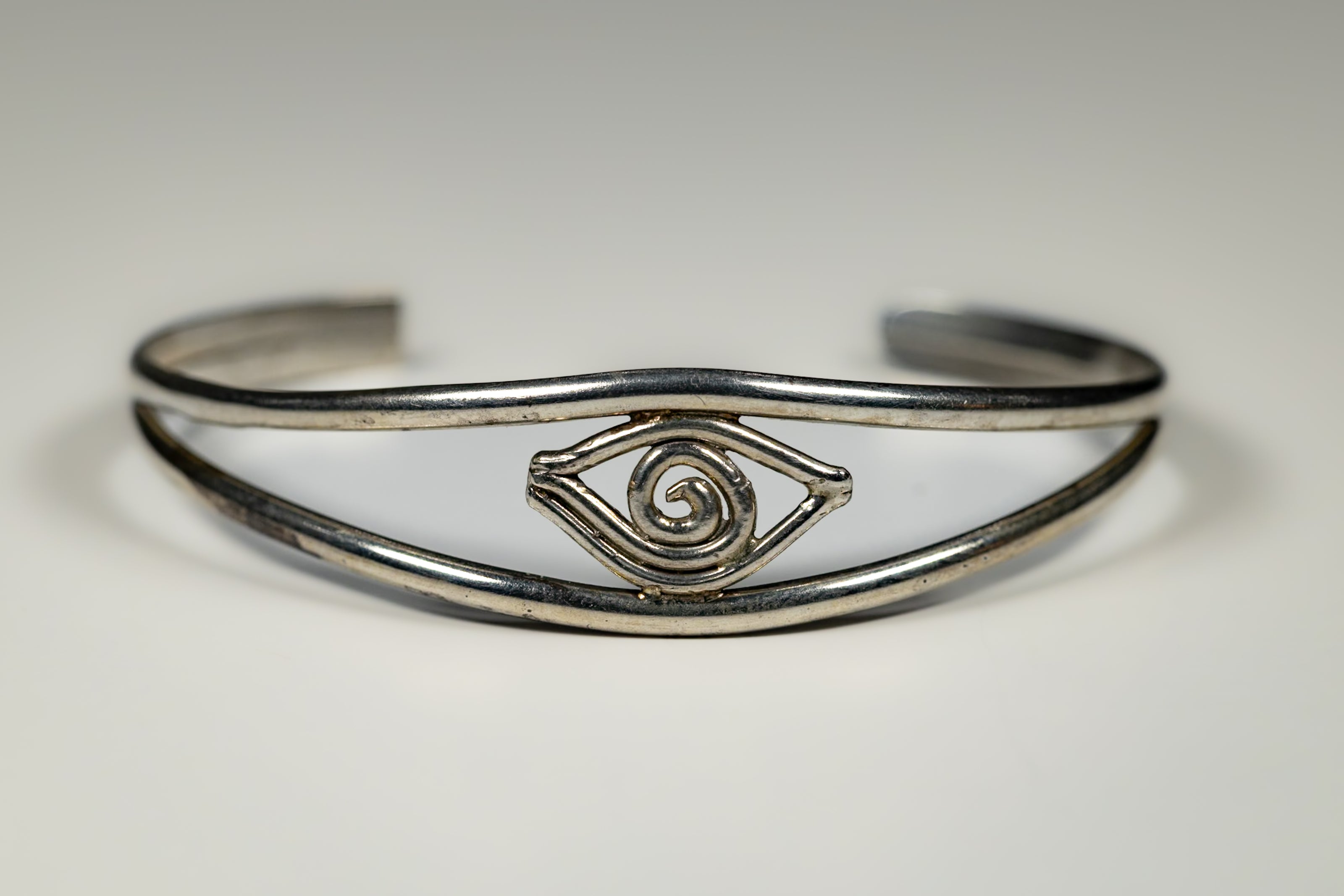 abby_joy_jewelry_big_eye_see_evil_eye_bracelet