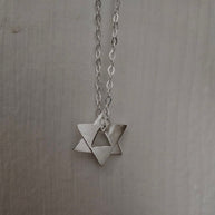 dainty_star_of_david_necklace_for_women