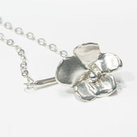 abby_joy_jewelry_bloom_flower_pendant