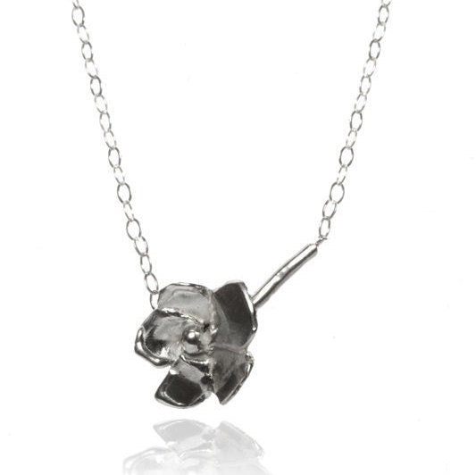 bloom_flower_necklace_sterling_silver