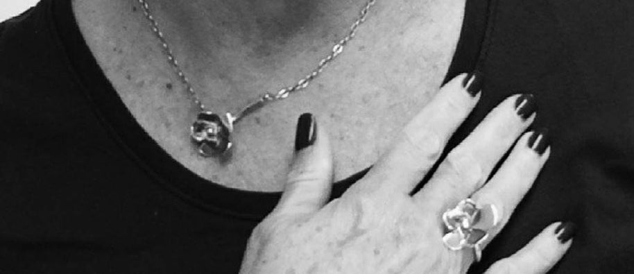 jewelry_that_gives_back_bloom_flower_ring