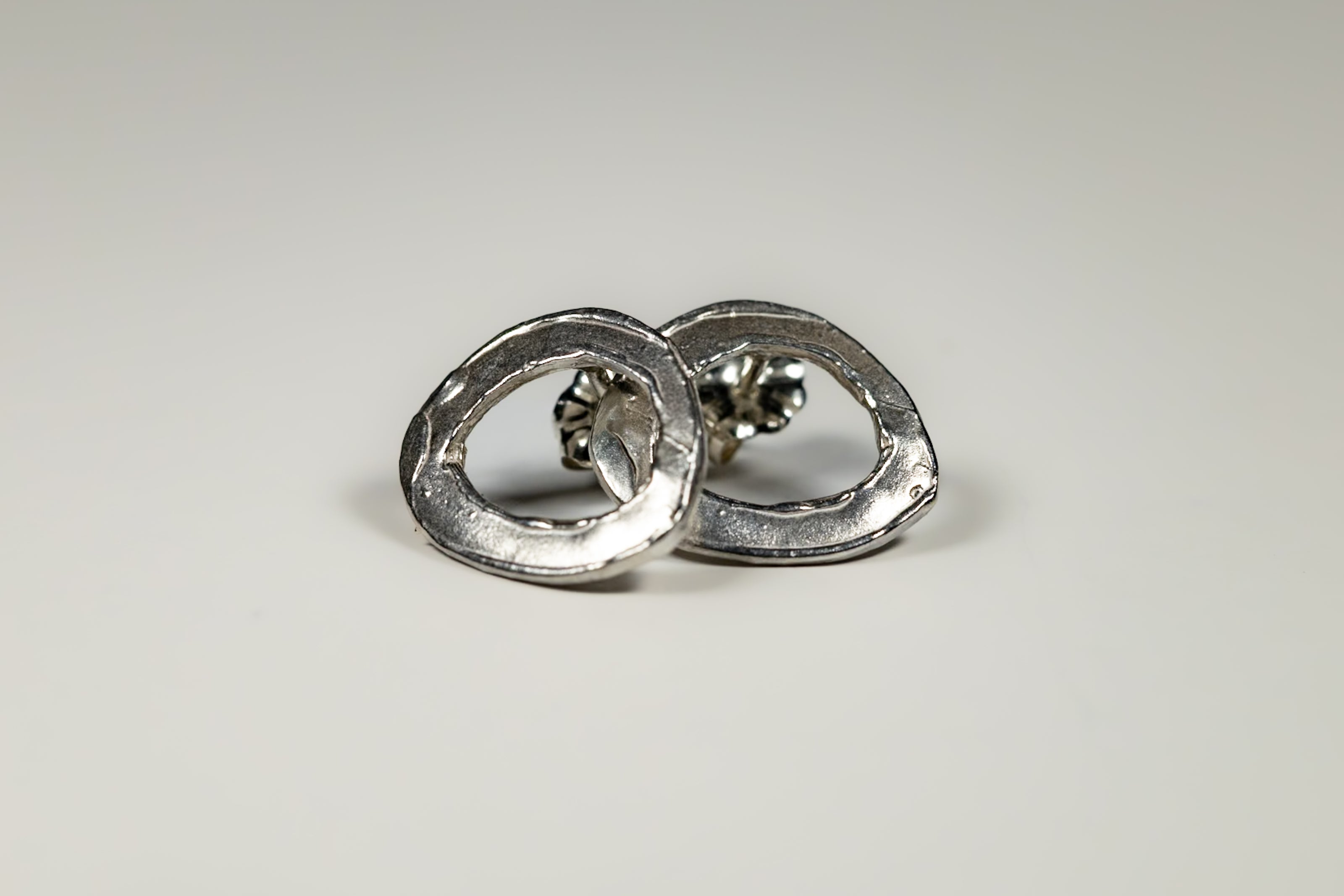 hammered_silver_circle_post_earrings