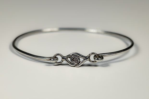 dainty_evil_eye_bracelet_good_luck_symbol