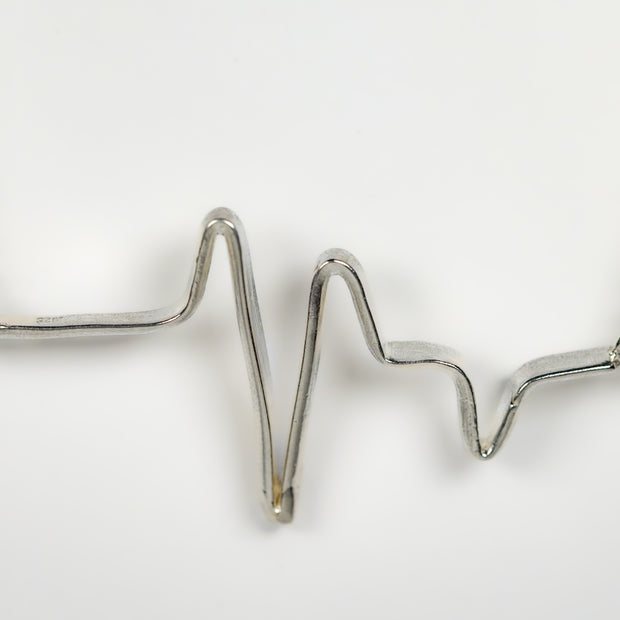 heartbeat_necklace_for_medical_professionals_graduation_gift