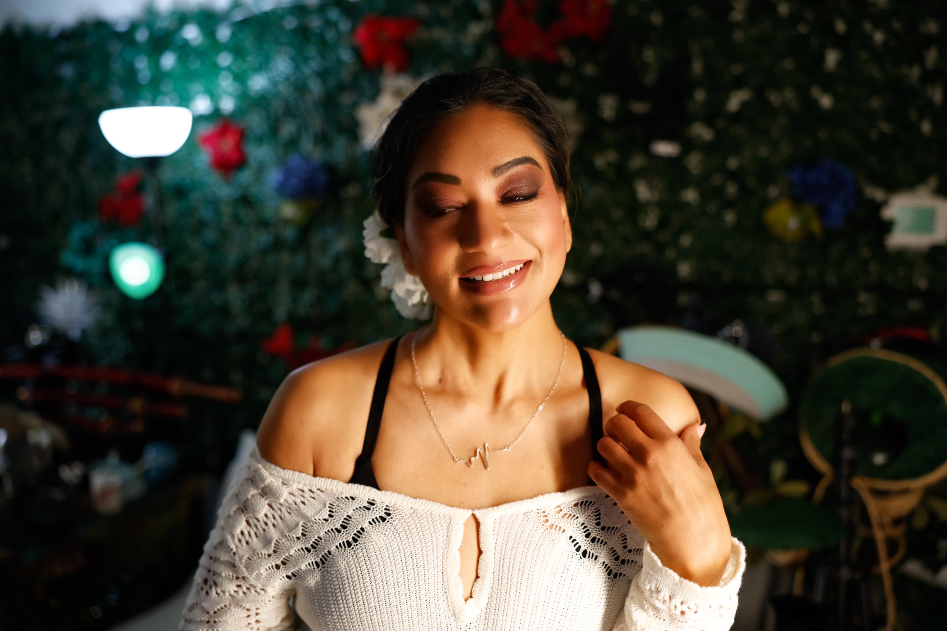 waterproof_durable_silver_heartbeat_necklace_everyday_wear