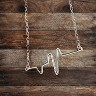 elegant_silver_heartbeat_necklace_for_healthcare_workers