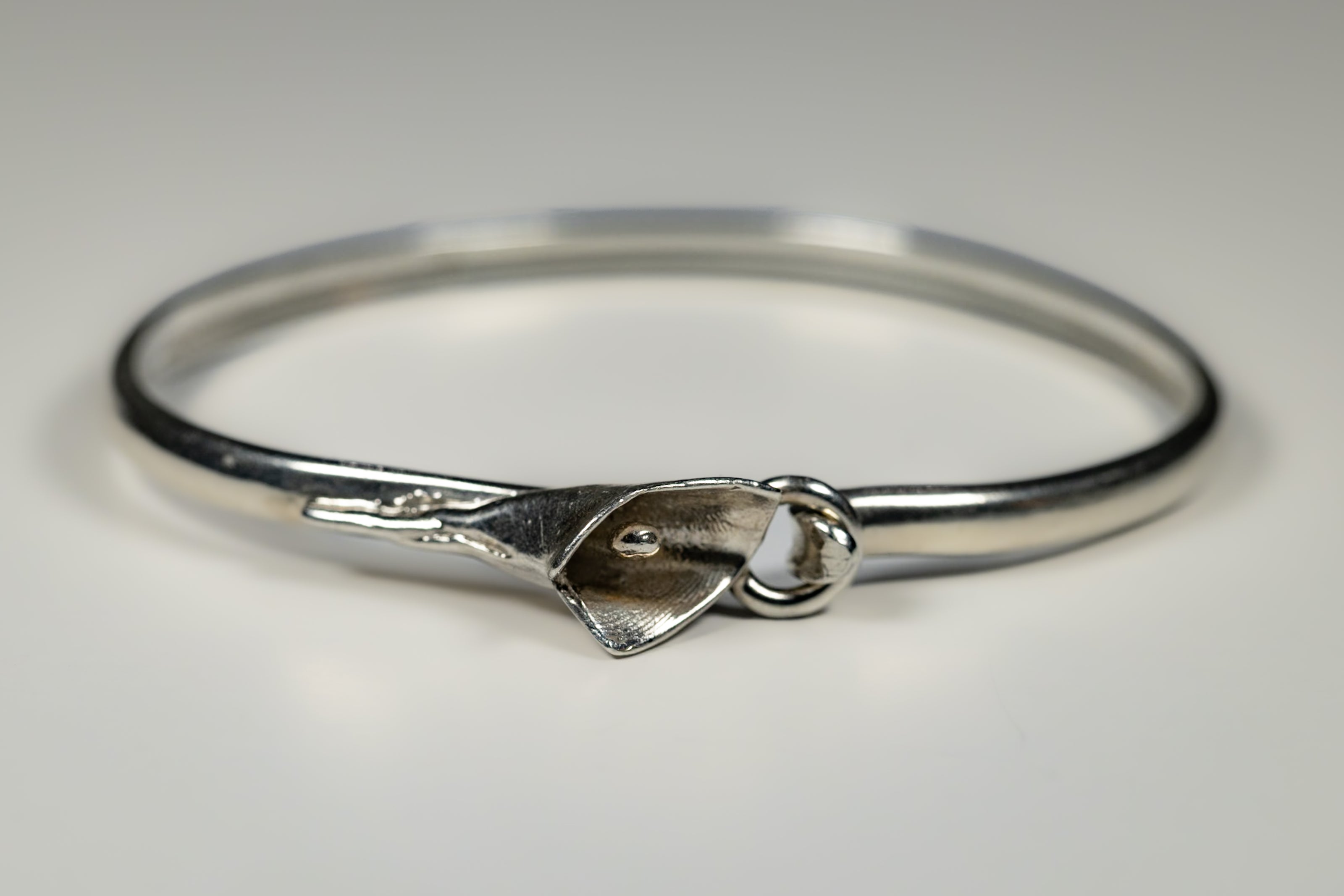 handmade_calla_lily_bracelet_sterling_silver