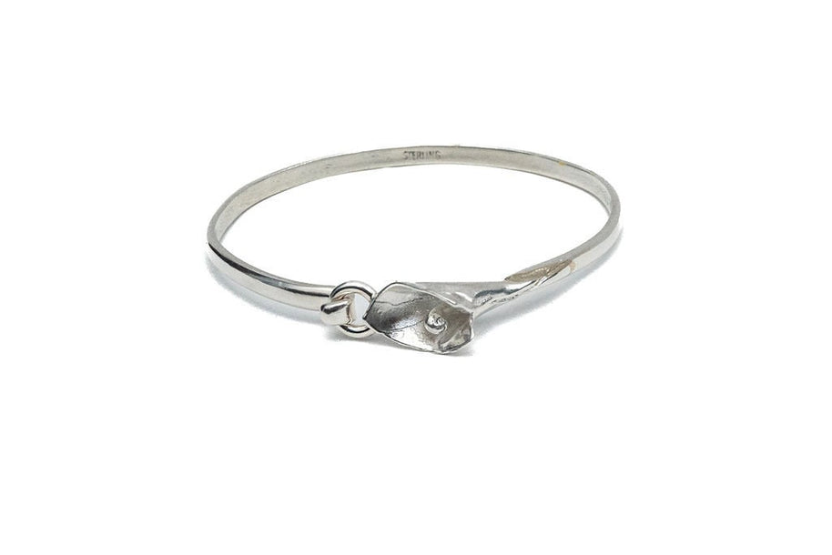 lily_flower_cuff_bracelet_in_sterling_silver