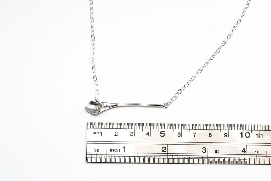 handmade_botanical_lily_necklace_sterling_silver