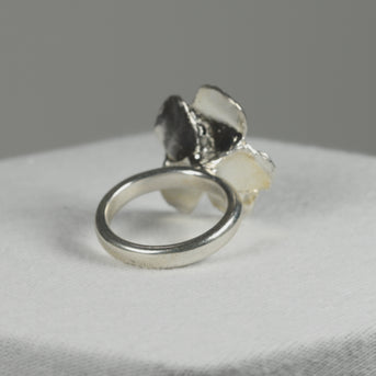 handmade_silver_flower_ring_botanical_jewelry