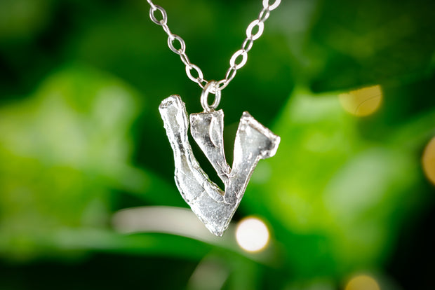 sterling_silver_shin_pendant_necklace