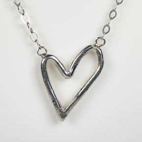 dainty_love_necklace_silver_handmade