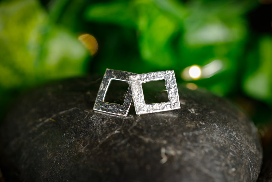 sterling_silver_small_square_earrings_handmade