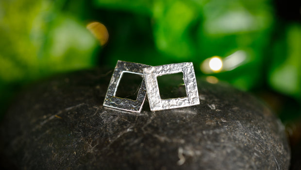 sterling_silver_small_square_earrings_handmade