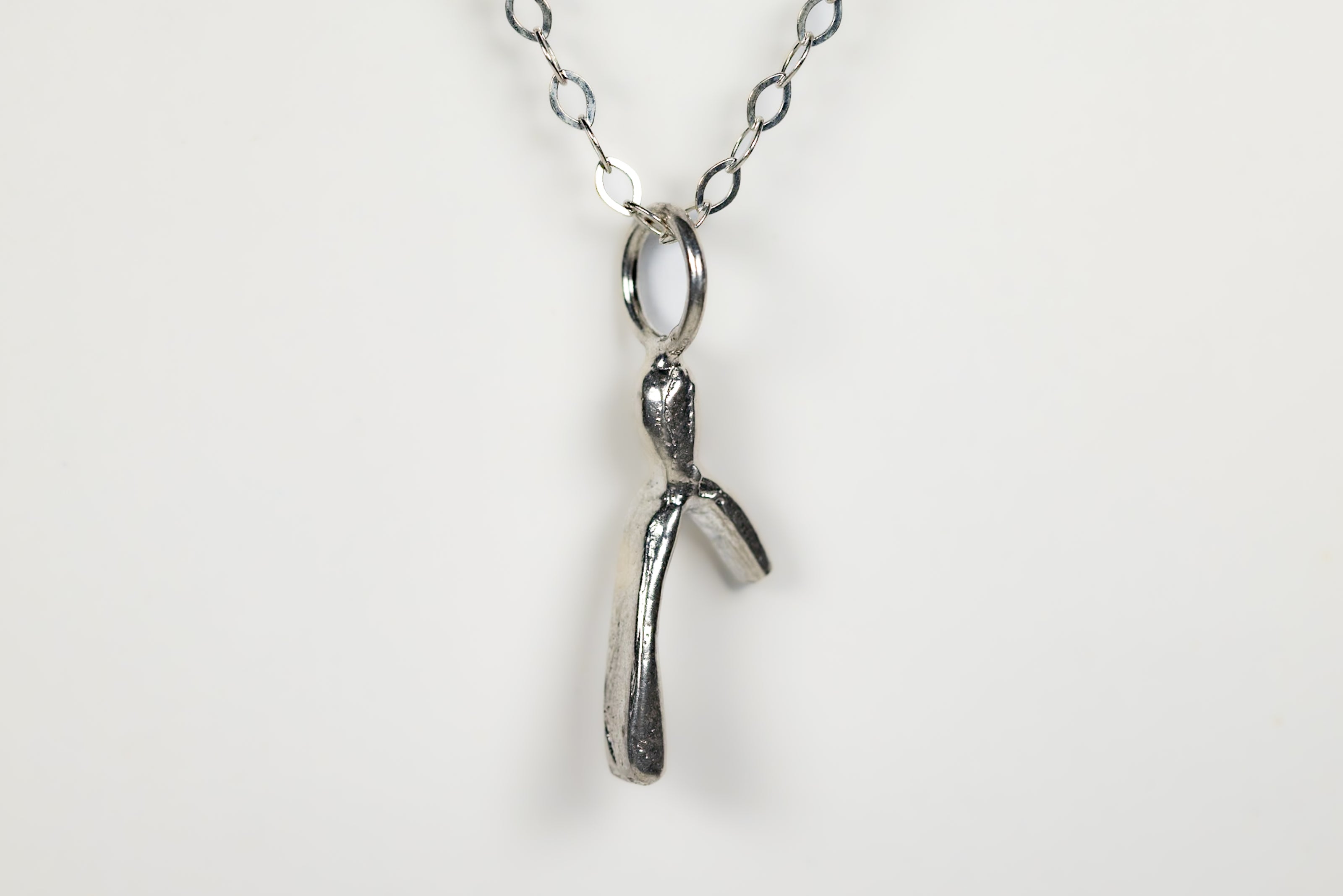 sterling_silver_wishbone_necklace_lucky_charm